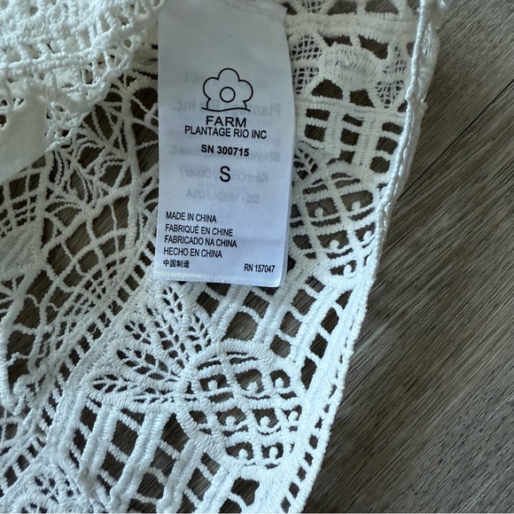 FARM Rio Lace Top - Size S - Picture 6 of 10